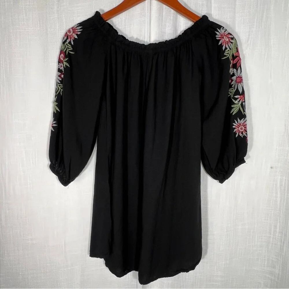 Feathers Floral Embroidered Tunic Top